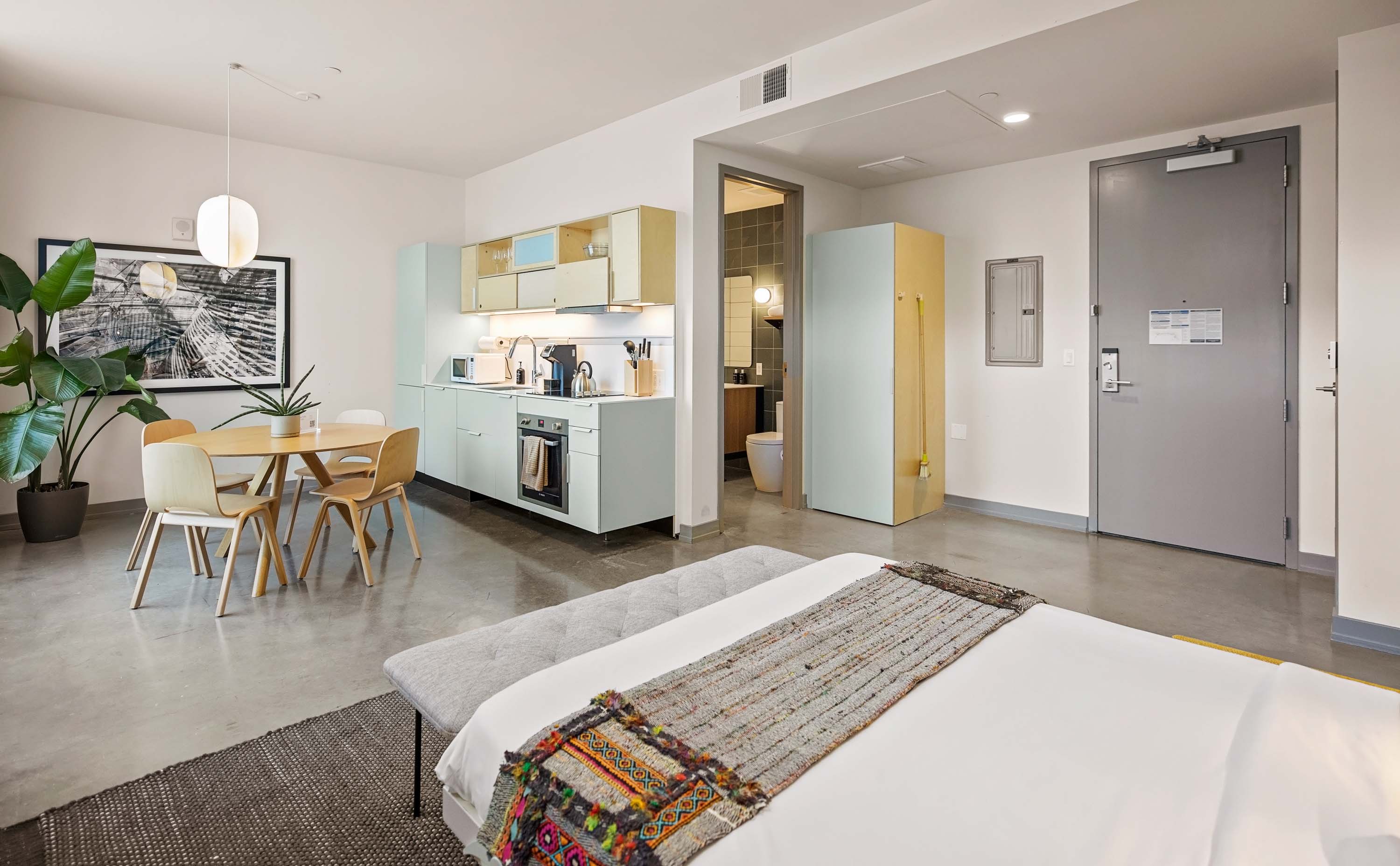 Placemakr WedgewoodHouston Nashville Apartment & extended stays